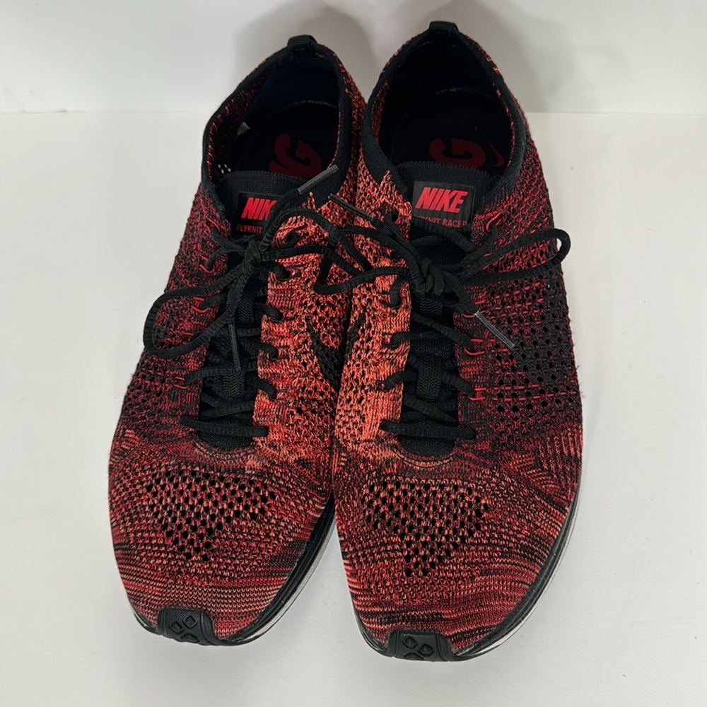 Nike Flyknit Racers - Picture 2 of 5